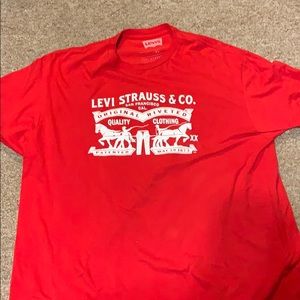Levi T-shirt